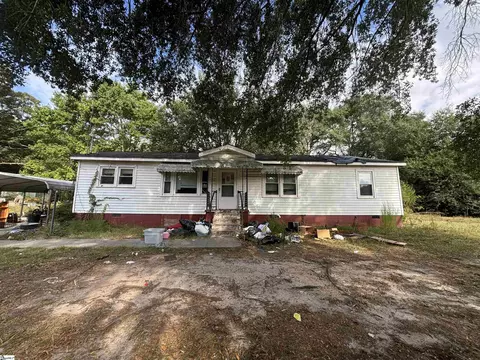 939 Sitton Mill Rd, Seneca, SC 29678