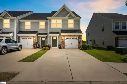 138 Roseridge Dr, Simpsonville, SC 29681