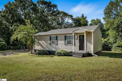 131 Stone Dr, Anderson, SC 29625