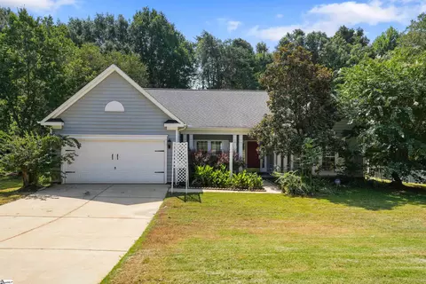 103 Century Oaks Dr, Easley, SC 29642