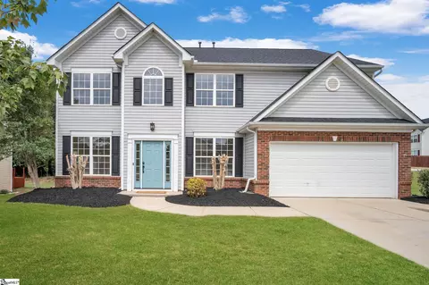 205 Tulip Tree Ln, Simpsonville, SC 29680