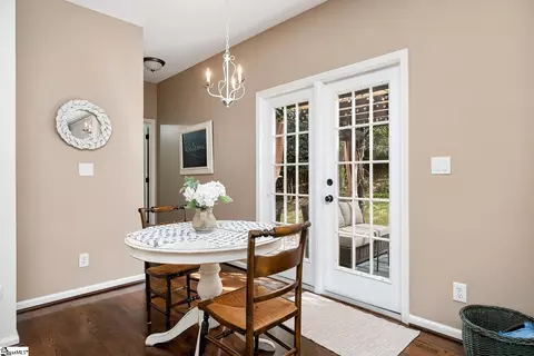 7 S Cedarbluff Ct, Greer, SC 29650 photo 14