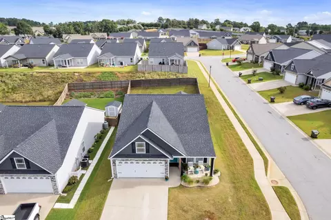 View/Area - 900 John Thomas Way, Greer, SC 29651 photo 2 of 6