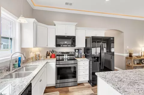 Kitchen - 900 John Thomas Way, Greer, SC 29651 photo 3 of 3