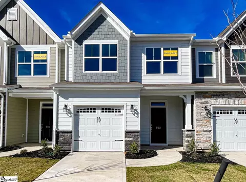 502 Pennystone Ln, Simpsonville, SC 29681