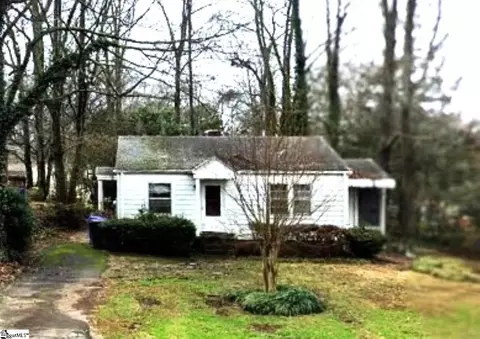 117 White Oak Dr, Greenville, SC 29607