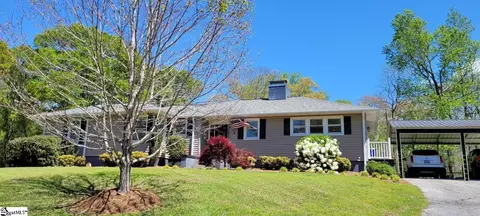 4 Circle St, Fountain Inn, SC 29644