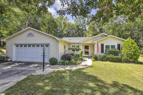 3 Woodcove Ct, Greenville, SC 29615