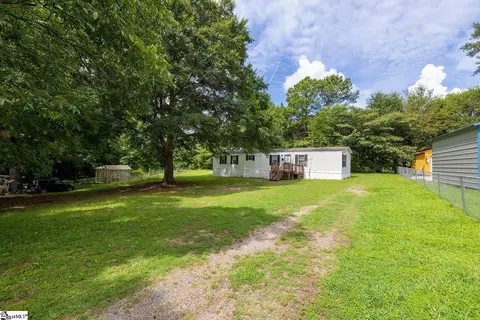14 Golden Ln, Piedmont, SC 29673