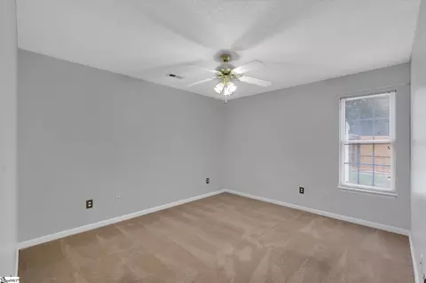 Bedroom - 119 Arbors Ct, Central, SC 29630 photo 3 of 4
