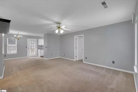 Living - 119 Arbors Ct, Central, SC 29630 photo 1 of 4
