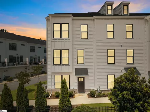 29 Millside Cir, Greenville, SC 29605