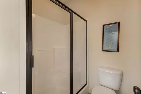 Bath - 303 Ashler Dr, Greer, SC 29650 photo 2 of 3