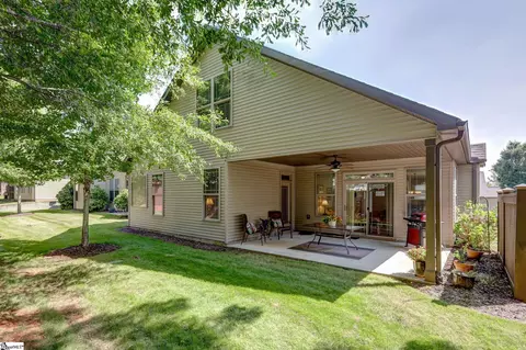 Exterior - 303 Ashler Dr, Greer, SC 29650 photo 7 of 10