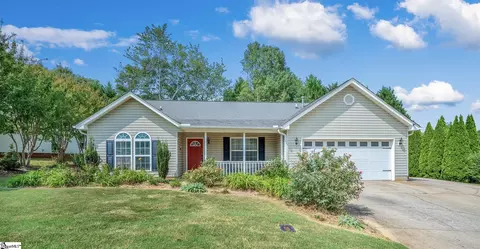 10 Red Haven Ct, Greer, SC 29650
