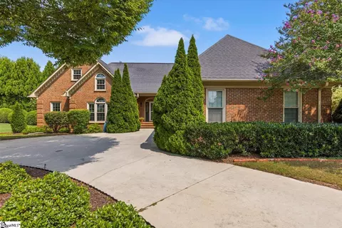 8 Wildflower Ct, Greenville, SC 29615
