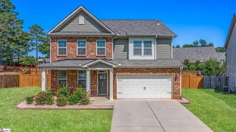 804 Troutdale Ln, Simpsonville, SC 29680