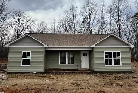 205 Lincoln Ln, Honea Path, SC 29654