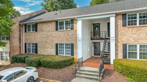 925 Cleveland St #226, Greenville, SC 29601