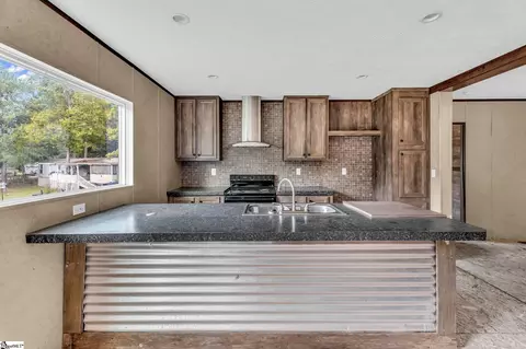 209 Eva Plz, Easley, SC 29640 photo 3