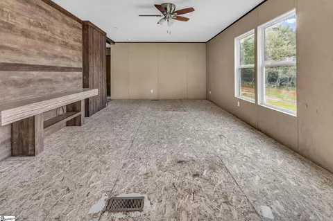 209 Eva Plz, Easley, SC 29640 photo 8