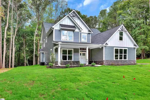 1010 Hickory Hollow Rd, Anderson, SC 29621