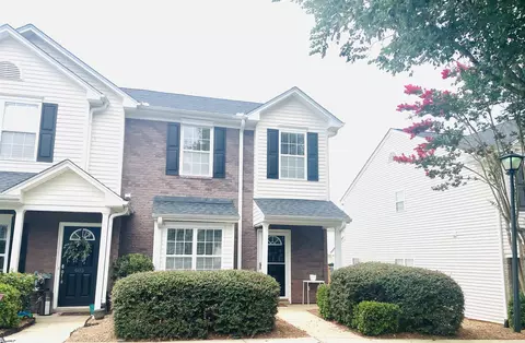 607 Graythorn Ln, Greenville, SC 29607