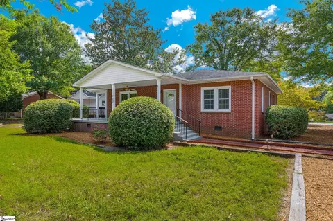 100 Crescent Ridge Dr, Greenville, SC 29615