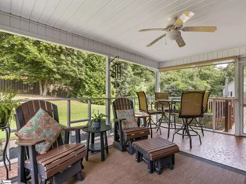 Exterior - 101 Roscommon Run, Moore, SC 29369 photo 4 of 10