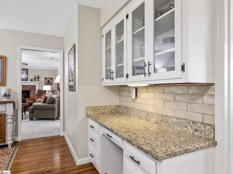Kitchen - 101 Roscommon Run, Moore, SC 29369 photo 3 of 3