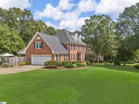 Exterior - 101 Roscommon Run, Moore, SC 29369 photo 2 of 10