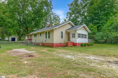 300 Spruce St, Spartanburg, SC 29303