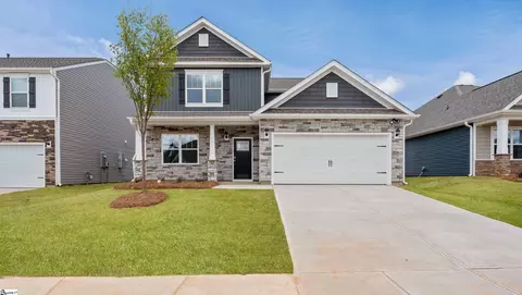 941 Pineland Dr, Woodruff, SC 29388