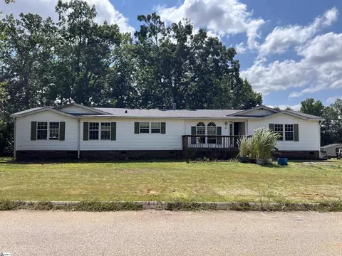37 Pine Valley Rd, Piedmont, SC 29673