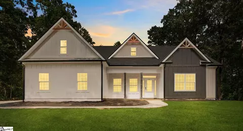 509 Scharlin Dr, Pickens, SC 29671