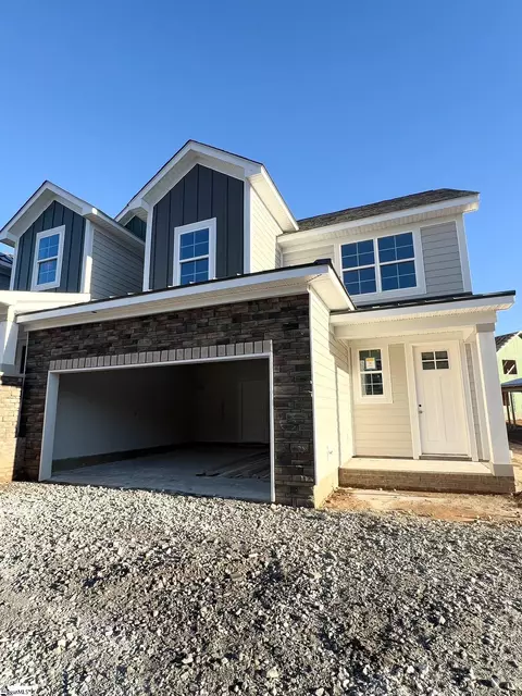 35 Hensley Rd, Greenville, SC 29607