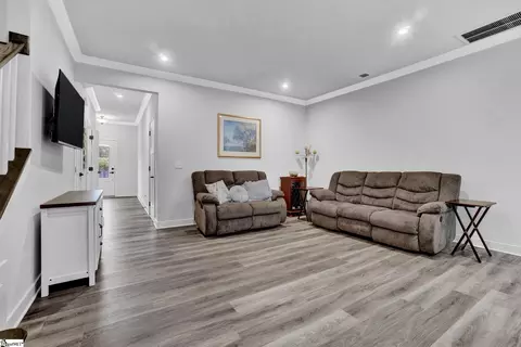 Entry Way - 14 Connaught Ct, Mauldin, SC 29662 photo 3 of 11