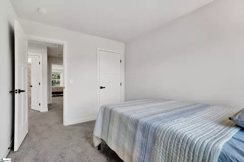 Bedroom - 14 Connaught Ct, Mauldin, SC 29662 photo 4 of 6