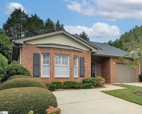 205 Robin Ln, Greenville, SC 29605