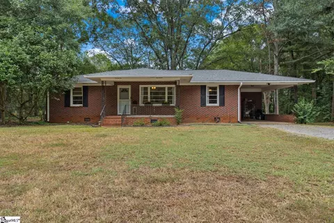 517 Kay St, Belton, SC 29627