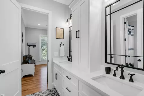 Bath - 842 Kist Rd, Greer, SC 29651 photo 1 of 7