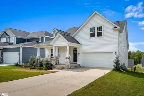Exterior - 234 Iris Dr, Easley, SC 29642 photo 2 of 5