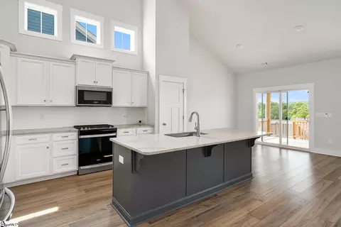 Kitchen - 234 Iris Dr, Easley, SC 29642 photo 2 of 3