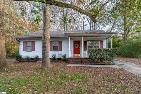 112 Lone Rock Ct, Simpsonville, SC 29680