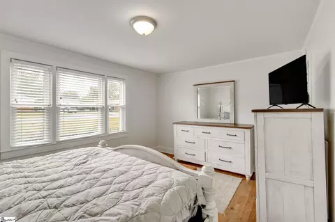 8 Poplar St, Honea Path, SC 29654 photo 17