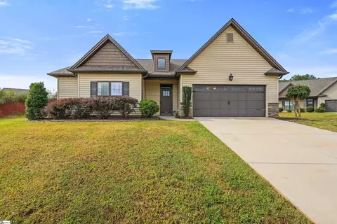 266 Laurel Trace Cir, Piedmont, SC 29673
