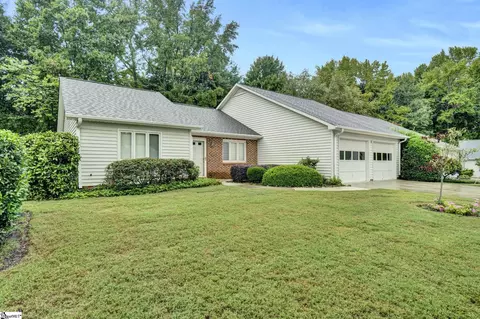 9 Creekdale Ct, Greenville, SC 29615