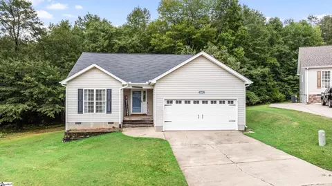137 Woodgrove Way, Greer, SC 29651