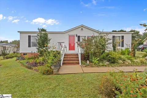 3 Farm Dell Ct, Greer, SC 29651