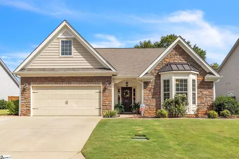 221 Evansdale Way, Simpsonville, SC 29680